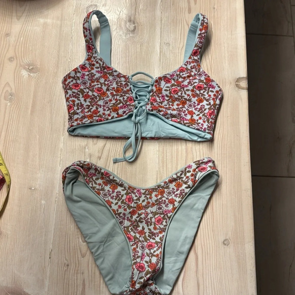 Wear. SIX WAYS Bikini - Picture 6 of 16